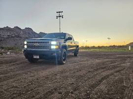 2014 Chevrolet SIlverado 4x4, AR913052, $ 235,000