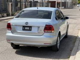 2016 Volkswagen Vento Comfortline, AR604305, $ 149,000