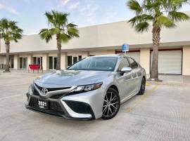 2021 Toyota Camry SE, AR142023, $ 439,000