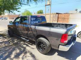 2018 Dodge Ram SLT, AR107946