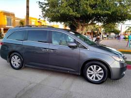 2015 Honda Odyssey Touring, AR586438, $ 225,000