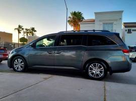 2015 Honda Odyssey Touring, AR586438, $ 225,000