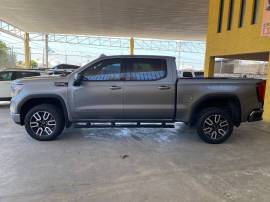 2022 GMC Sierra Crew Cab AT4