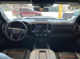 2022 GMC Sierra Crew Cab AT4