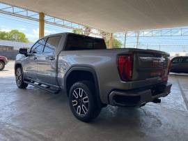 2022 GMC Sierra Crew Cab AT4