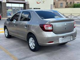 2017 Renault Logan, AR709605, $ 99,000