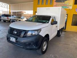 2017 Nissan NP300 Caja Seca